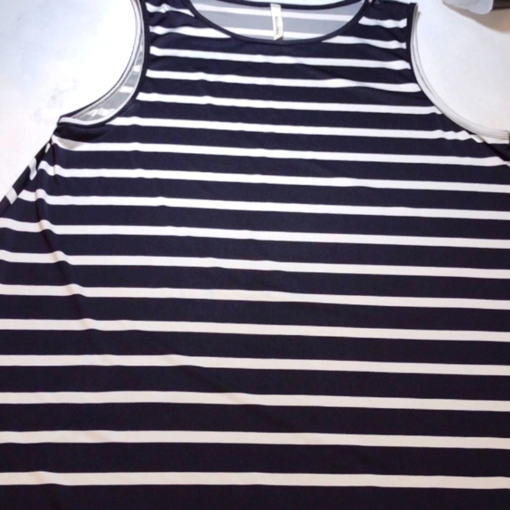 Bellamie top size M